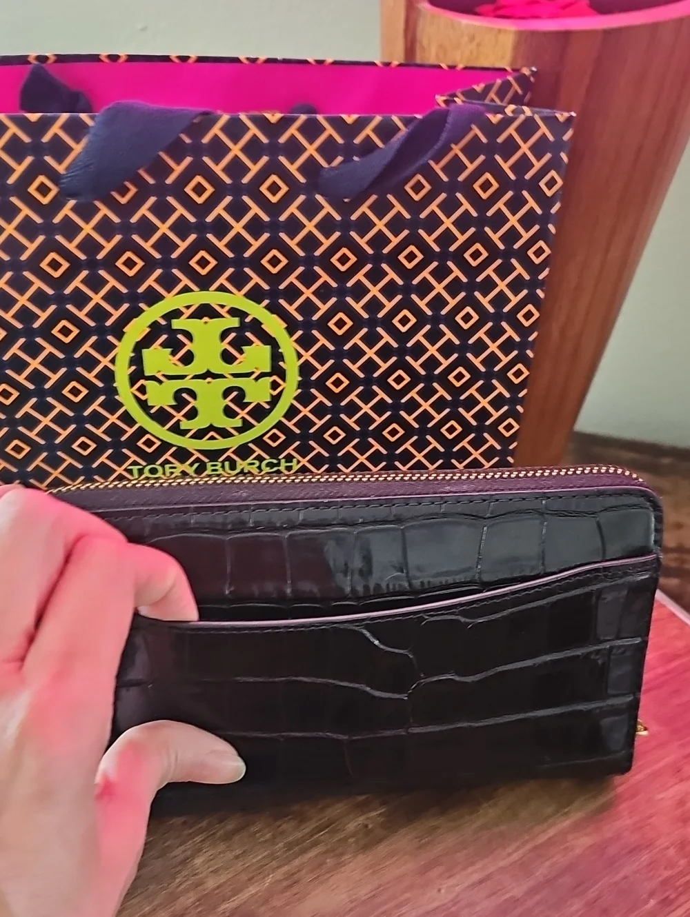 Tory Burch Black Croc-Embossed Zip Wallet with Gold Logo - Excellent Condition!